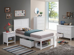 Iolanda - Dresser - White Finish