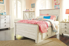 Willowton - Panel Bed