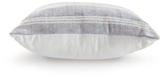 Adikus - Pillow
