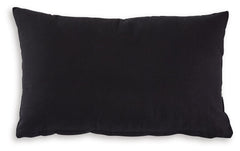 Gavrileigh - Pillow