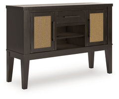 Galliden - Rectangular Dining Room Set
