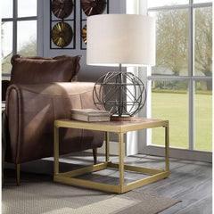 Genevieve - Table