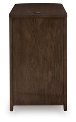 Camdill - Chair Side End Table
