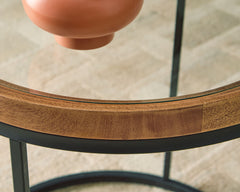 Noraluna - Round Table