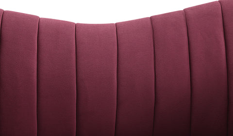 Callista - Sofa - Red Velvet