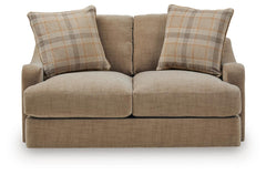 ChloeeAnne - Loveseat - Honey