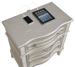 Evangeline - 3-Drawer Nightstand - Silver Oak